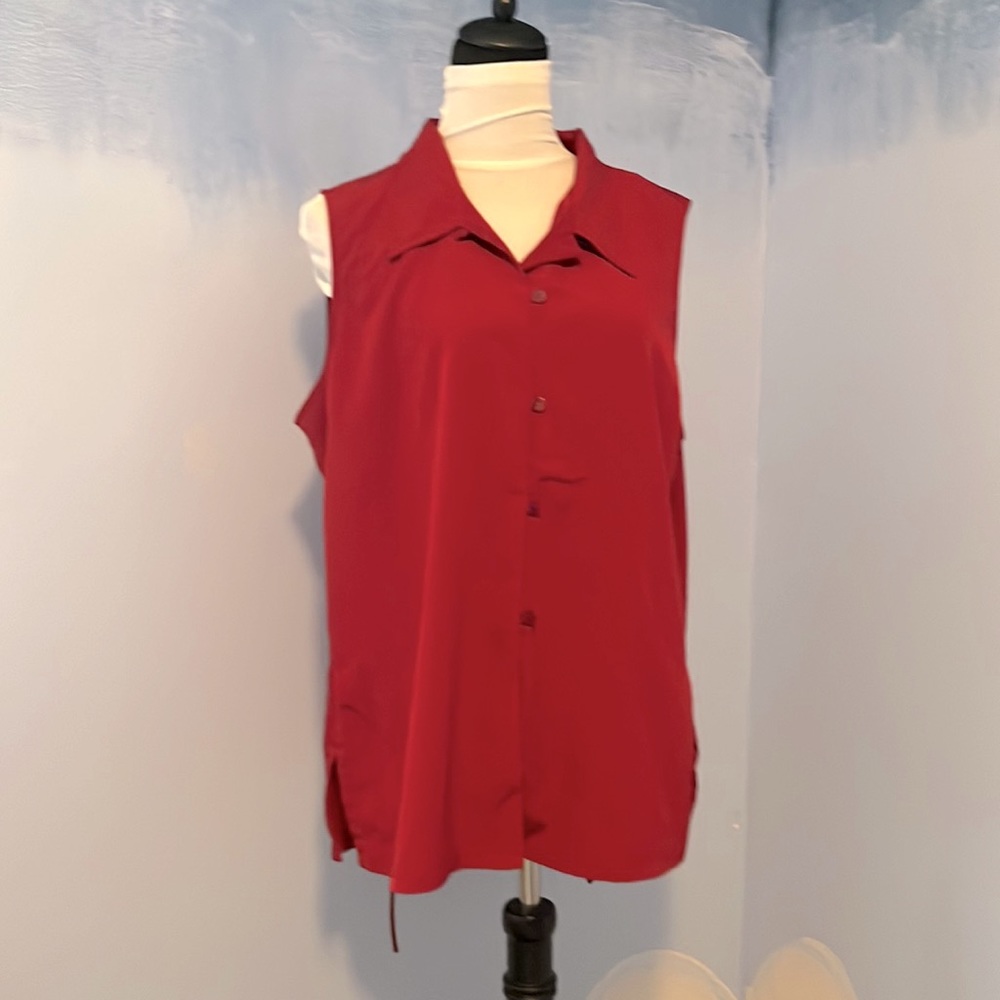 Kathie Lee Collection XL burgundy sleeveless blouse $8